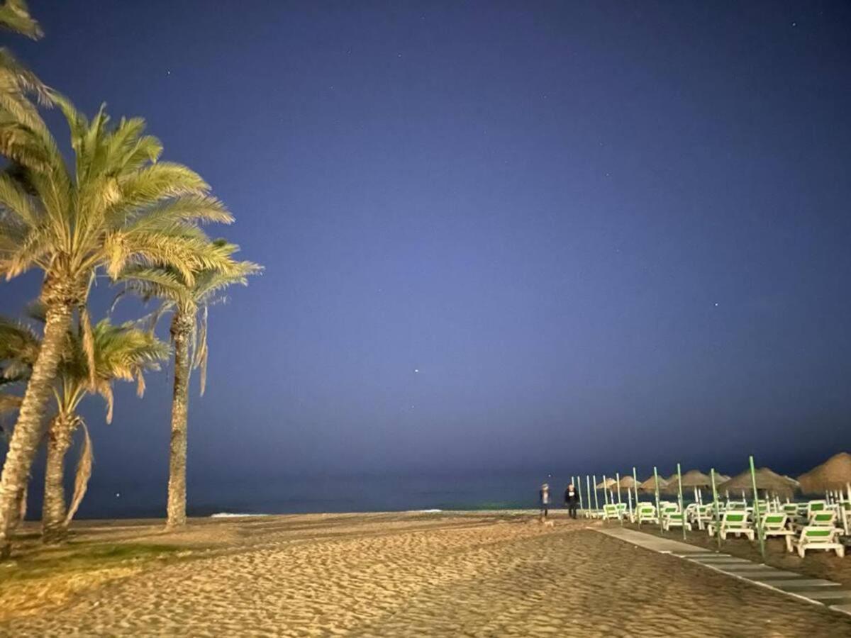 One Step From The Beach Torremolinos Exteriör bild