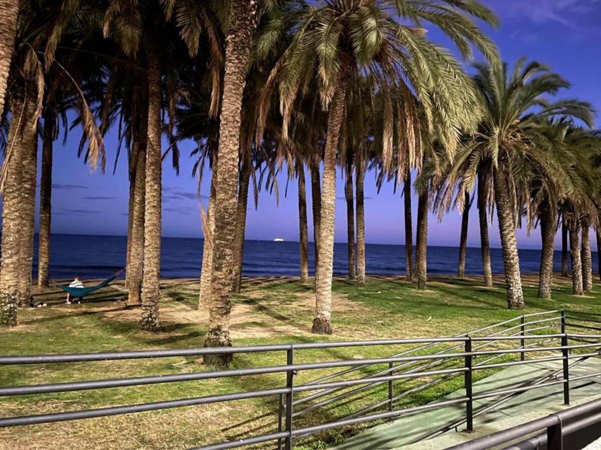 One Step From The Beach Torremolinos Exteriör bild