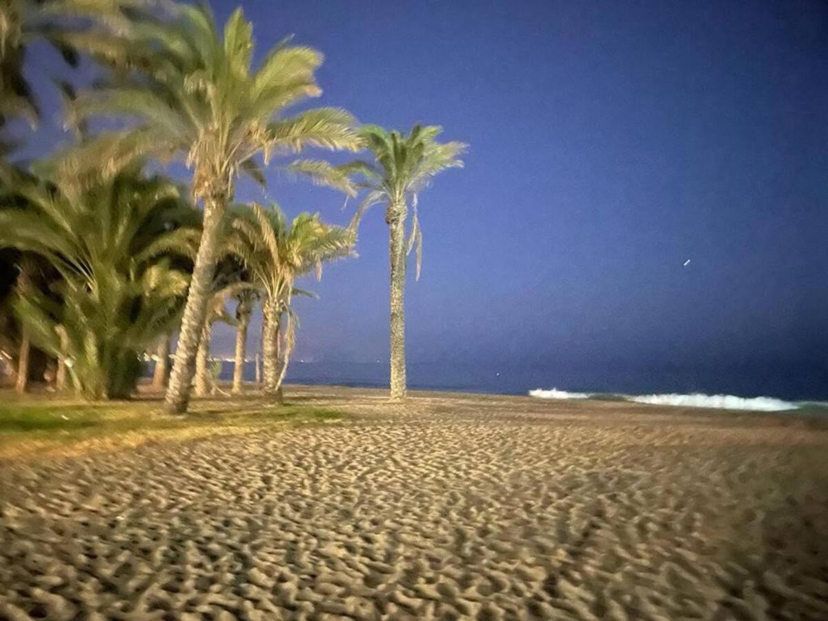 One Step From The Beach Torremolinos Exteriör bild